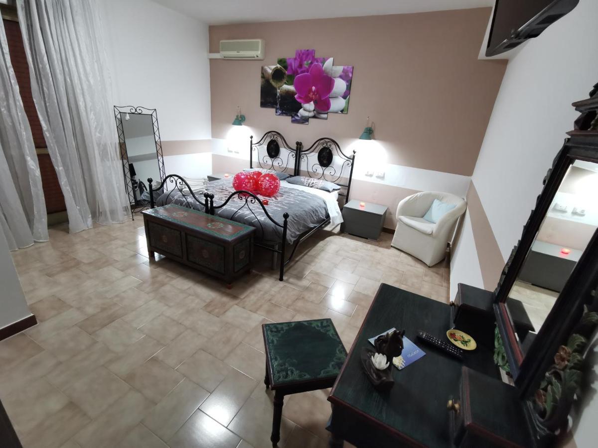 Bed & Breakfast Villa Flora Eredita Exterior foto